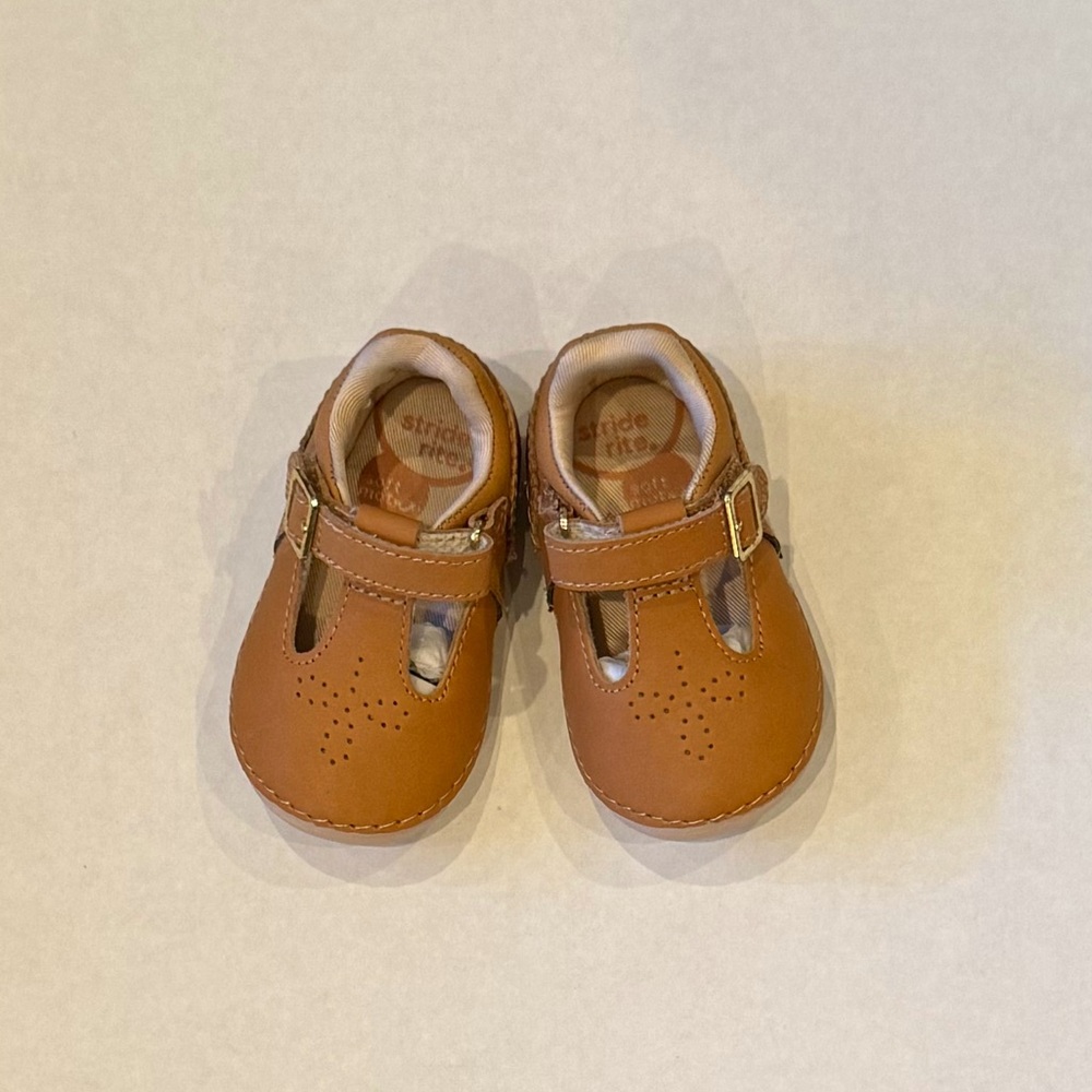 Stride Rite Mary Jane Tan Shoes